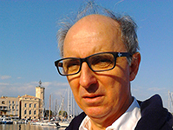 Deux parutions coup sur coup, et un bel article